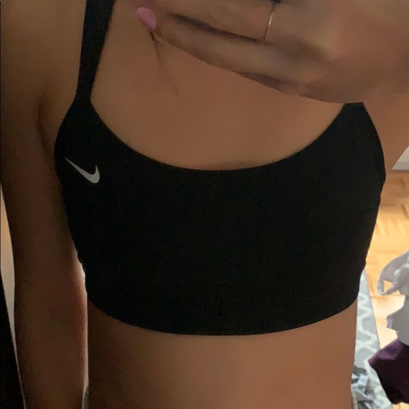 Nike black sports bra - Picture 3 of 3